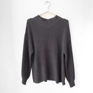 Old Navy Charcoal Knit Mock Neck Pullover Sweater Size Medium